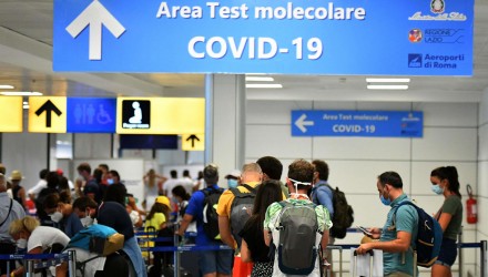 Coronavirus, test rapidi a Fiumicino e Ciampino per chi torna dei paesi a rischio